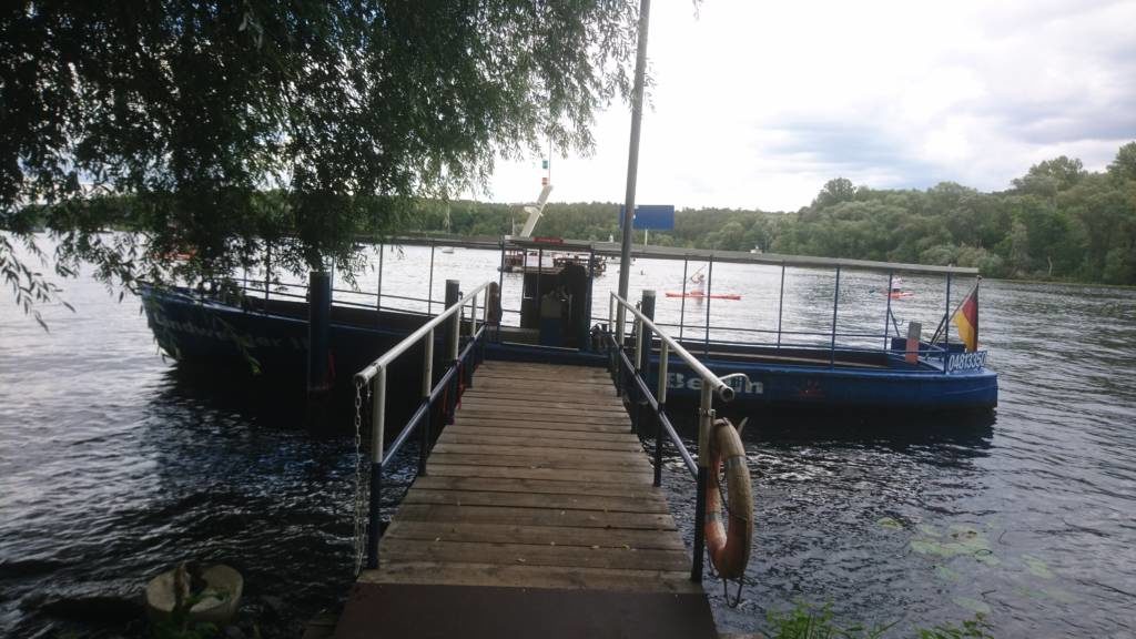Fähre für die Jazzband am Wannsee
