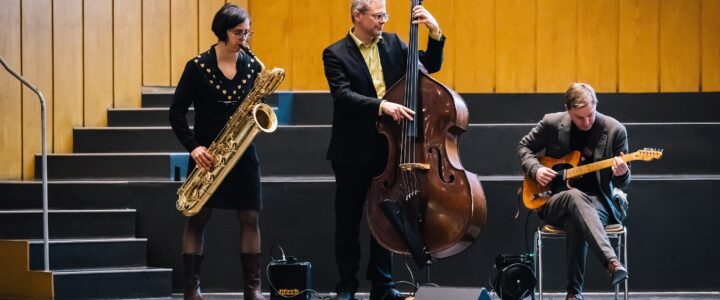 Jazztrio bei der Vergabe der Deutschlandstipendien